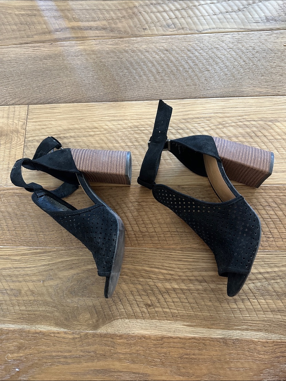 Black Suede Peep-Toe Block Heel Sandals with Ankle Strap! - Picture 4 of 10
